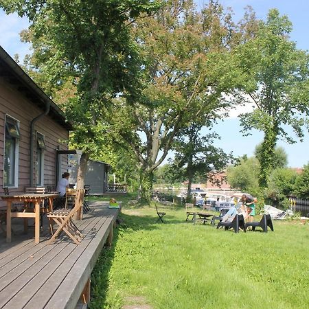 Wassersportzentrum Alte Feuerwache ブランデンブルク エクステリア 写真